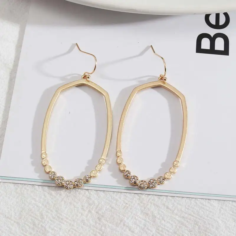 Gold Color Teardrop Frame Crystal Earrings 2021 New Brand Designer Rhinestone Oval Earrings Jewelry Wholesale
Gold Color Teardrop Frame Crystal Earrings 2021 New Brand Designer Rhinestone Oval Earrings Jewelry Wholesale