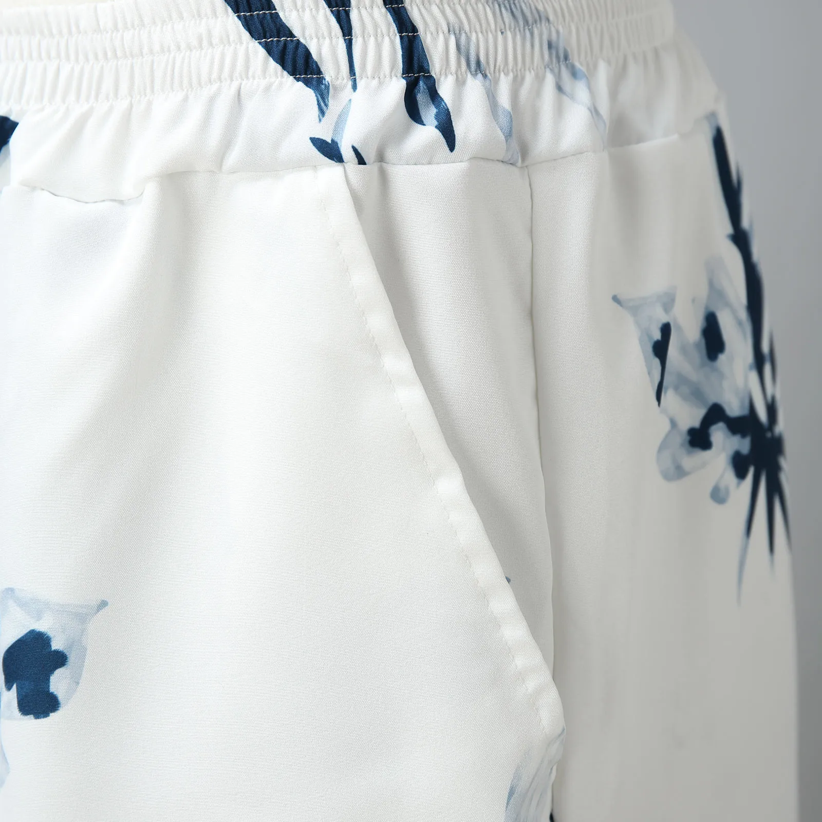 Men's Summer Korean Style Large Size 2021 New Short-sleeved Suit, Printing Pajamas, Two-piece Breathable Home Clothes #T3G
Men's Summer Korean Style Large Size 2021 New Short-sleeved Suit, Printing Pajamas, Two-piece Breathable Home Clothes #T3G