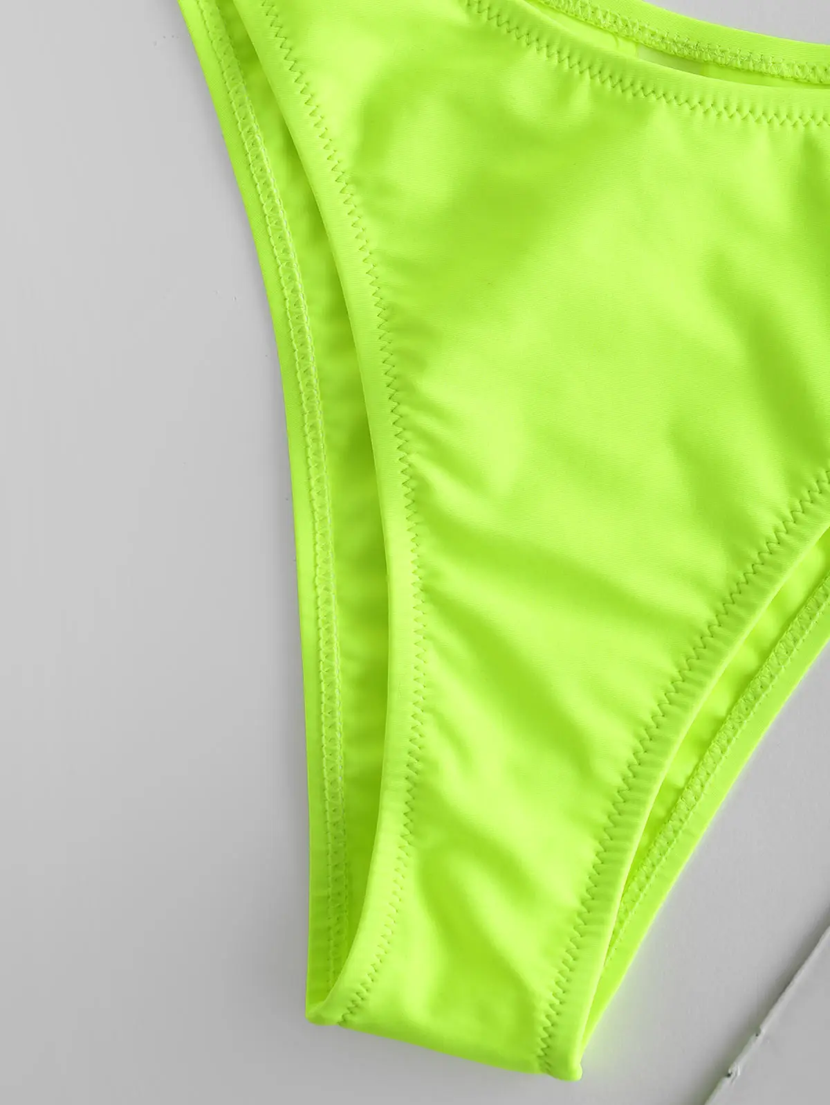 ZAFUL Sexy Cut Out Neon Zip Women Swimwear One Piece Swimsuit Female 2021 Bikini Bathing Suit Summer Beach Swim Monokini Lady
ZAFUL Sexy Cut Out Neon Zip Women Swimwear One Piece Swimsuit Female 2021 Bikini Bathing Suit Summer Beach Swim Monokini Lady