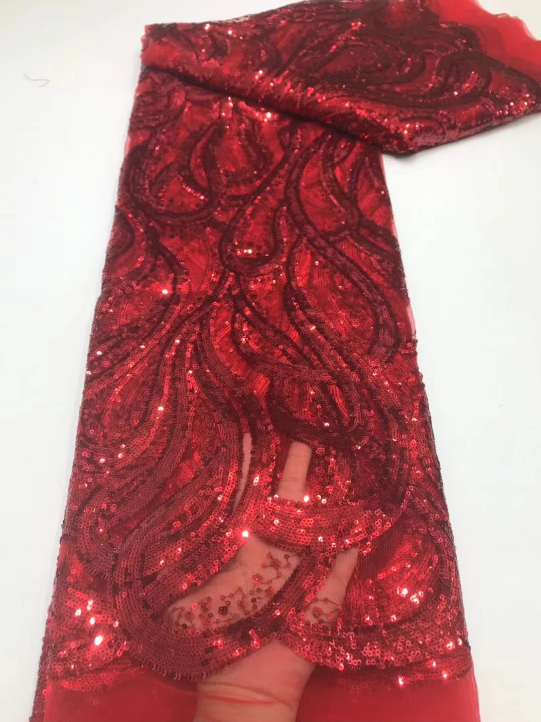 Latest Superior Quality Classic Red Elegant Embroidery Squins Tulle Lace Fabric for African Wedding Party Dress NN588_N
Latest Superior Quality Classic Red Elegant Embroidery Squins Tulle Lace Fabric for African Wedding Party Dress NN588_N