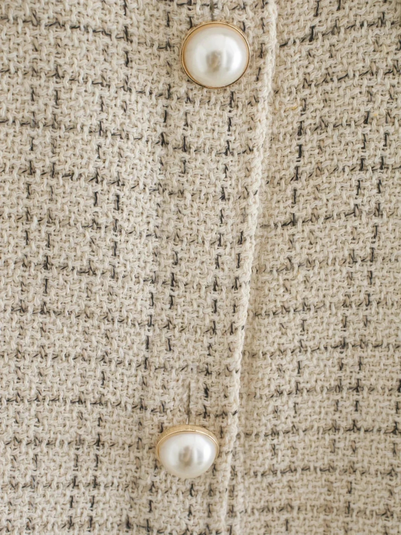 2020 Autumn Fashion Ladies Oversize Thick Shirt Streetwear Female Outfits Cute Girls Chic Shirts Tweed Women Pearl Button Shirts
2020 Autumn Fashion Ladies Oversize Thick Shirt Streetwear Female Outfits Cute Girls Chic Shirts Tweed Women Pearl Button Shirts