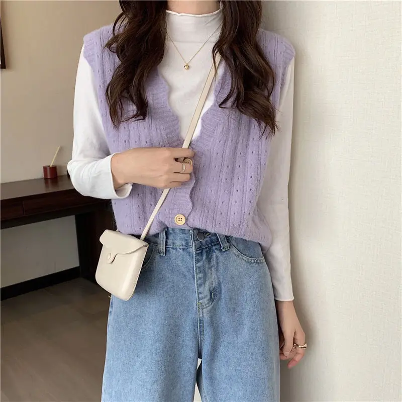 2021 spring and autumn new short waistcoat vest female Korean version of lazy loose sweater waistcoat cardigan waistcoat
2021 spring and autumn new short waistcoat vest female Korean version of lazy loose sweater waistcoat cardigan waistcoat