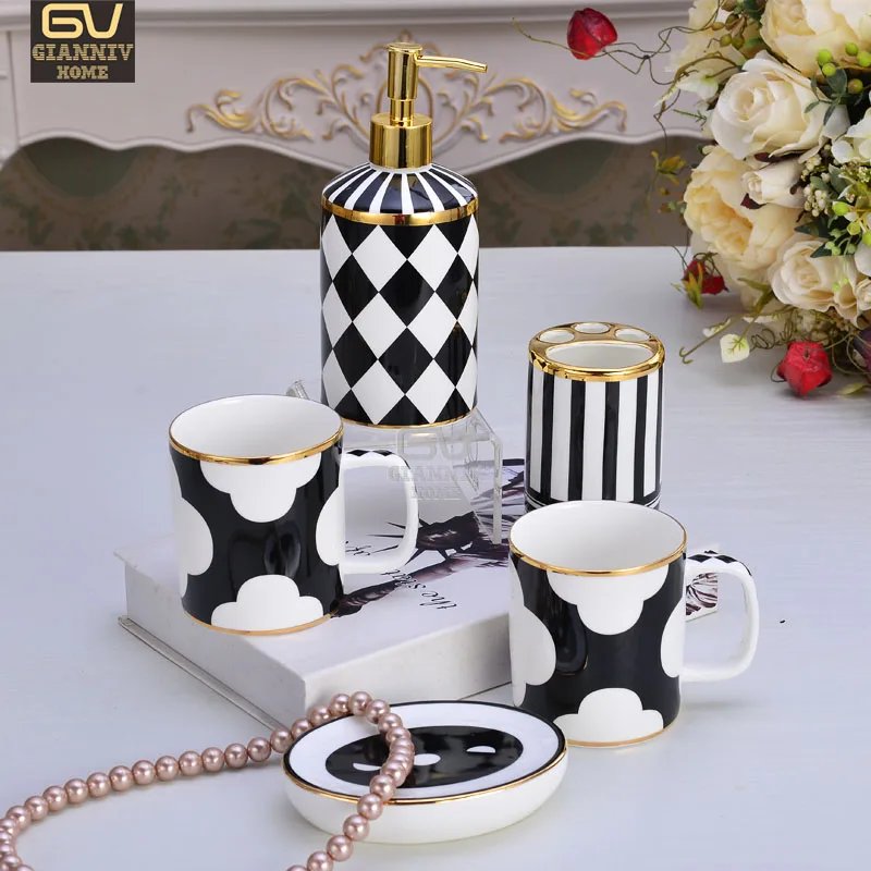 European ceramic bathroom five piece simple bathroom bathroom five piece bone china toiletries
European ceramic bathroom five piece simple bathroom bathroom five piece bone china toiletries