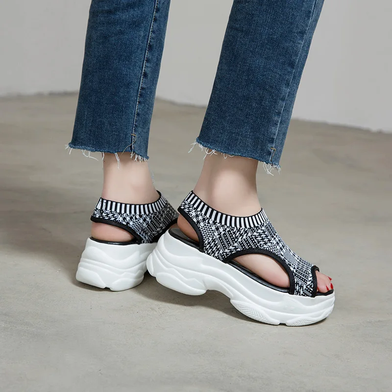 2019 Summer New Platform Thick Soled Shoes Women Sandals Fashion Ankle Strap Femme Ladies Slingback Sandalias
2019 Summer New Platform Thick Soled Shoes Women Sandals Fashion Ankle Strap Femme Ladies Slingback Sandalias