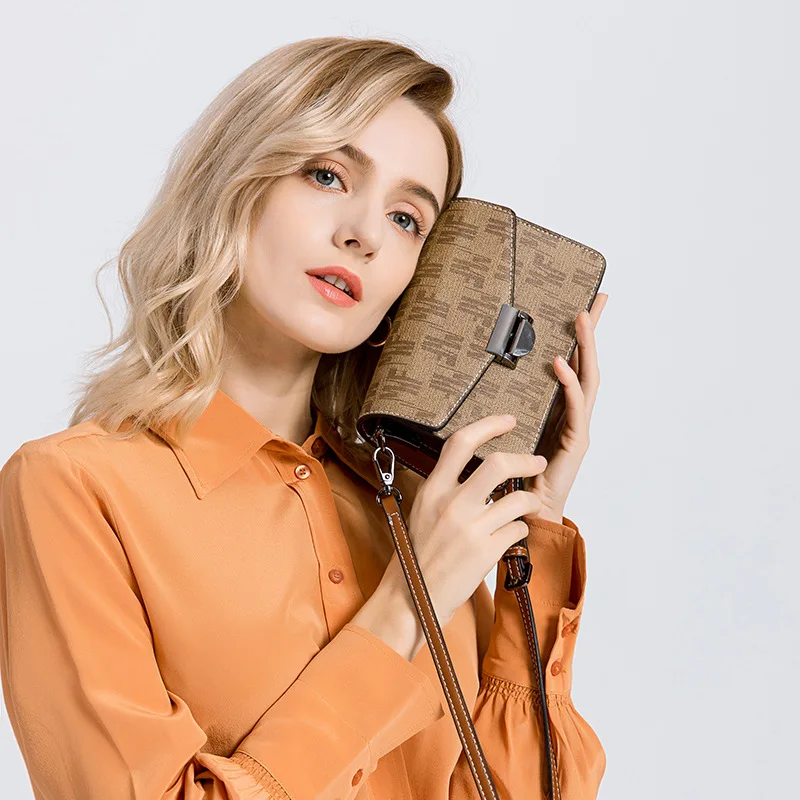 Bags for Women 2021 New Fashion All-match Simple Printing Small Square Bag Single Shoulder Diagonal Bag Purses and Handbags Sac 
Bags for Women 2021 New Fashion All-match Simple Printing Small Square Bag Single Shoulder Diagonal Bag Purses and Handbags Sac