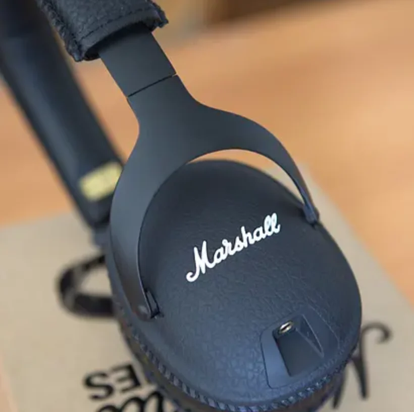 Wireless Bluetooth With Multi-way Control Button Foldable Manual Noise Reduction Earphones Portable Outdoor Headphones
Wireless Bluetooth With Multi-way Control Button Foldable Manual Noise Reduction Earphones Portable Outdoor Headphones