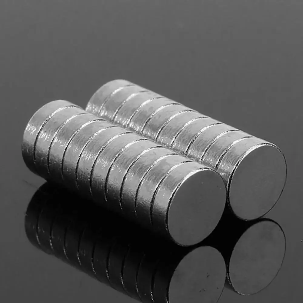 Магниты круглые NdFeB, 5x1,5 мм, для холодильника, 20 шт.
Магниты круглые NdFeB, 5x1,5 мм, для холодильника, 20 шт.