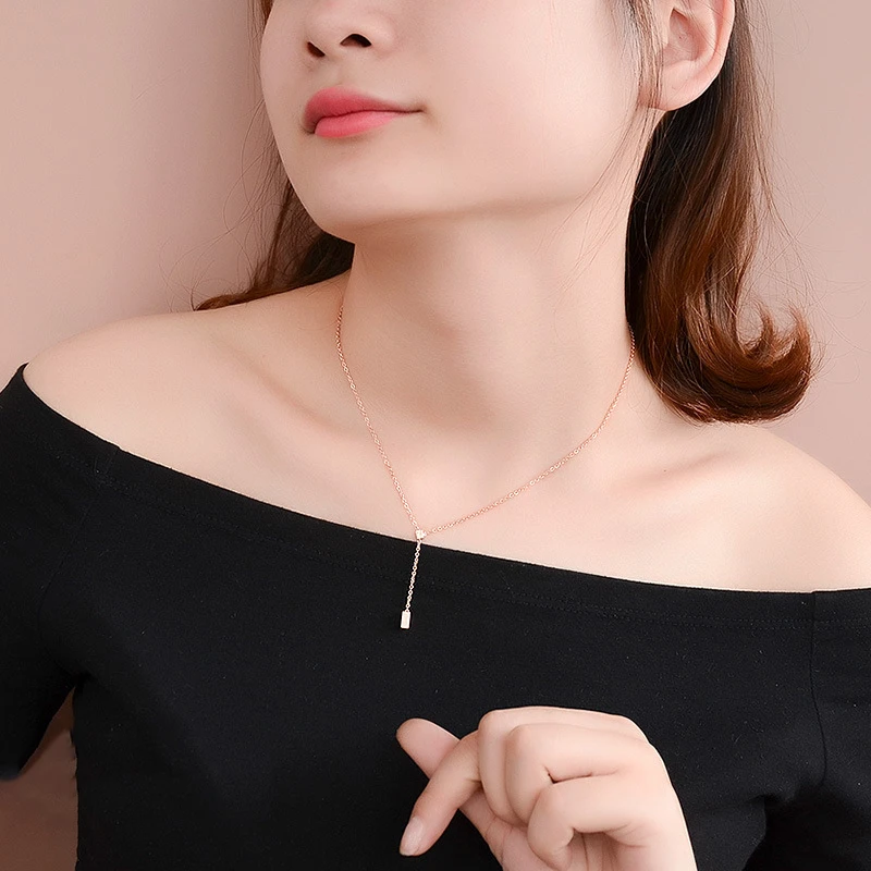 Charm Jewelry Trendy Stainless Steel Clavicle Necklaces For Women Accessories Adjustable Size Simple Geometric Square Pendants
Charm Jewelry Trendy Stainless Steel Clavicle Necklaces For Women Accessories Adjustable Size Simple Geometric Square Pendants
