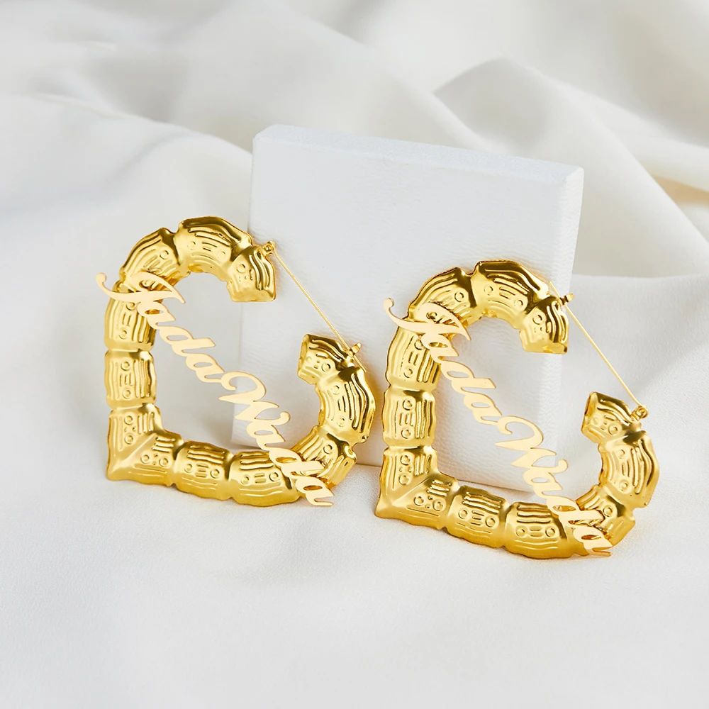 Punk Custom Love Bamboo Nameplate Hoop Earrings For Women Personalized Hollow Letter Heart Earrings Hiphop Statement Jewelry
Punk Custom Love Bamboo Nameplate Hoop Earrings For Women Personalized Hollow Letter Heart Earrings Hiphop Statement Jewelry