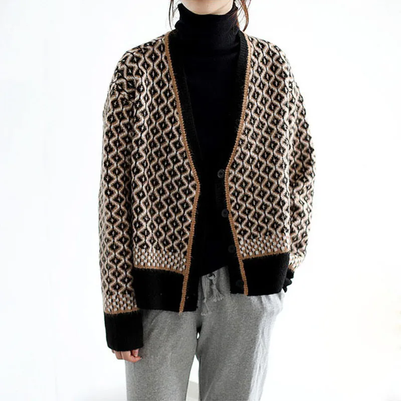 Модные свободные кардиганы с длинным рукавом, верхняя одежда, Chaqueta, женский кардиган, элегантный вязаный свитер в клетку на осень и зиму
Модные свободные кардиганы с длинным рукавом, верхняя одежда, Chaqueta, женский кардиган, элегантный вязаный свитер в клетку на осень и зиму