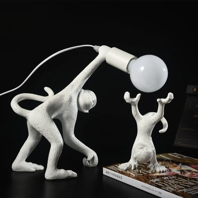 Nordic Monkey Lamp Resin Monkey Table Lamp for Bedroom Beside Lamp Study Home Deco Desk Lamp Creative Bedroom Lamp Tow Pieces
Nordic Monkey Lamp Resin Monkey Table Lamp for Bedroom Beside Lamp Study Home Deco Desk Lamp Creative Bedroom Lamp Tow Pieces