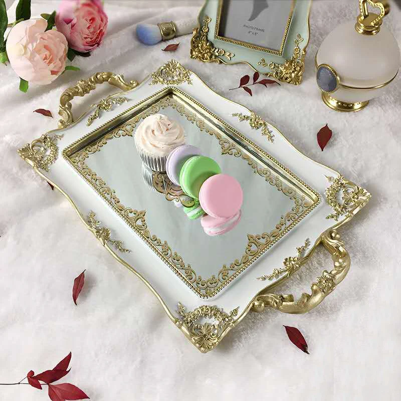 Nordic Carve Glass Mirror Cosmetic Cake Tray Wedding Party Cupcake Dessert Display Plate
Nordic Carve Glass Mirror Cosmetic Cake Tray Wedding Party Cupcake Dessert Display Plate