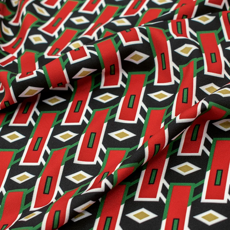Red And Green Square On Black Digital Printing Fabric For Dress Tissus Au MÈTre Telas Algodon Estampadas Sewing Ткань Для Шитья
Red And Green Square On Black Digital Printing Fabric For Dress Tissus Au MÈTre Telas Algodon Estampadas Sewing Ткань Для Шитья