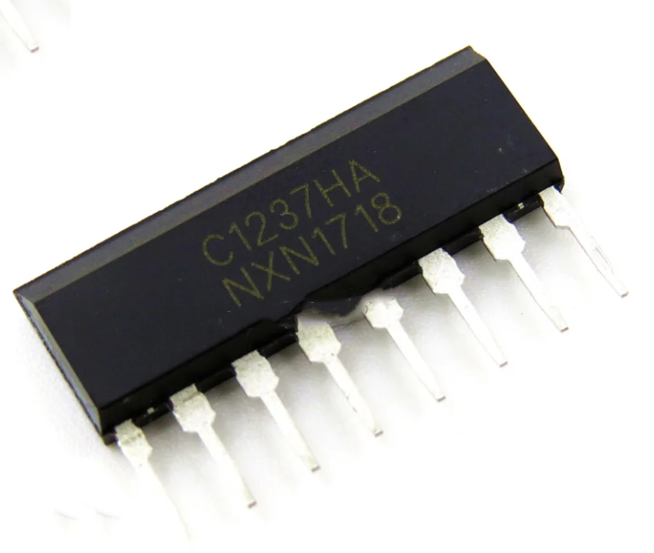 10 шт. совершенно новый микросхема защиты динамика UPC1237HA C1237HA чип IC ZIP-8 однорядный
10 шт. совершенно новый микросхема защиты динамика UPC1237HA C1237HA чип IC ZIP-8 однорядный