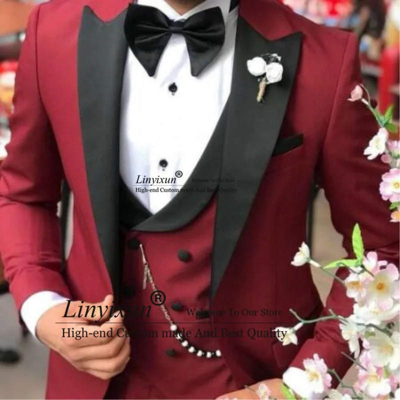 2020 new men suits 3 Pieces Men's Wedding Suit Slim Fit One Button Peak Lapel Groom Formal Tuxedos jacket with pant vest
2020 new men suits 3 Pieces Men's Wedding Suit Slim Fit One Button Peak Lapel Groom Formal Tuxedos jacket with pant vest