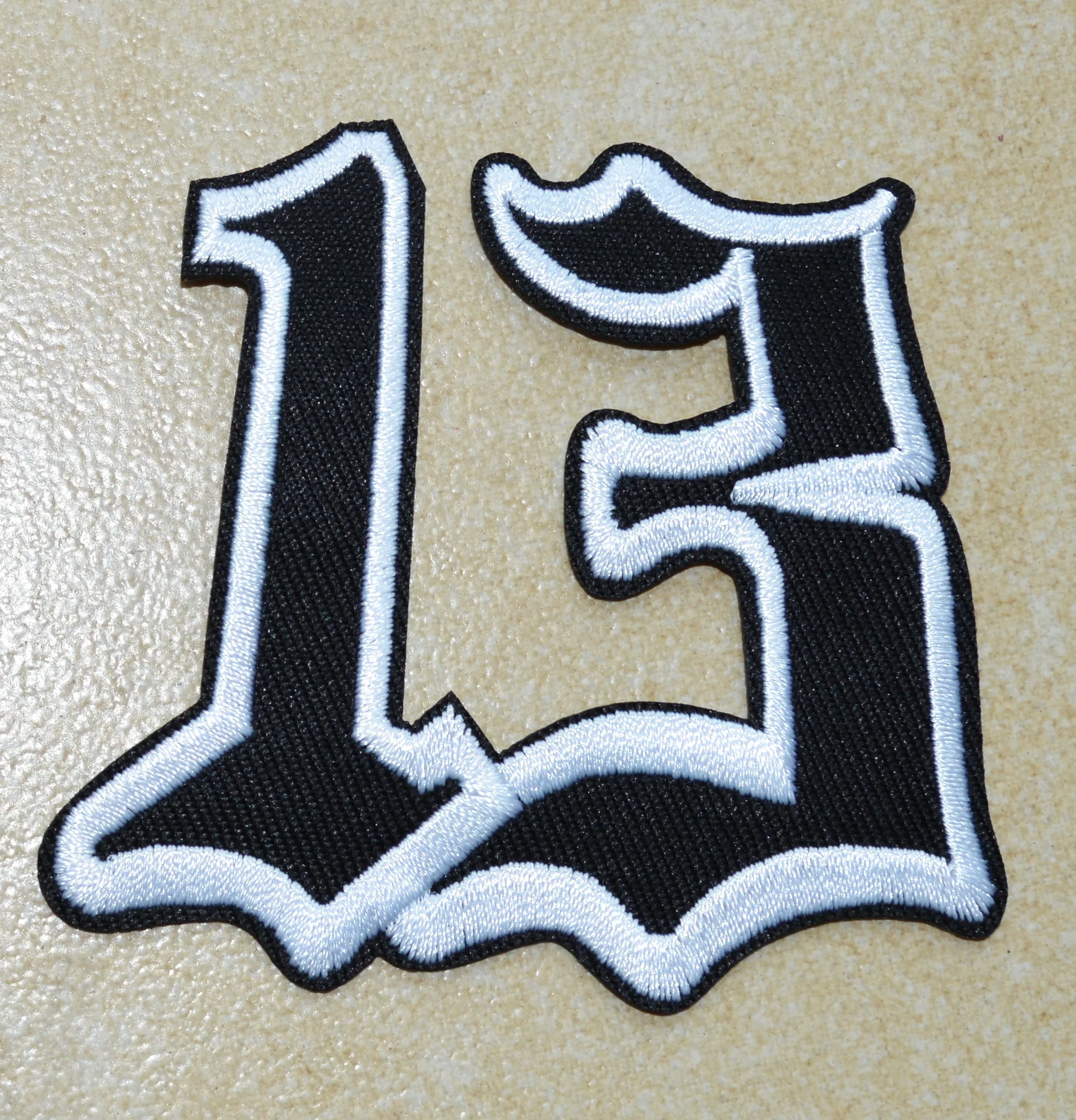 HOT SALE! ~LUCKY 13 THIRTEEN NUMBER Black White Punk IRON ON Patches, sew on patch,Appliques, Made of Cloth,100% Quality
HOT SALE! ~LUCKY 13 THIRTEEN NUMBER Black White Punk IRON ON Patches, sew on patch,Appliques, Made of Cloth,100% Quality