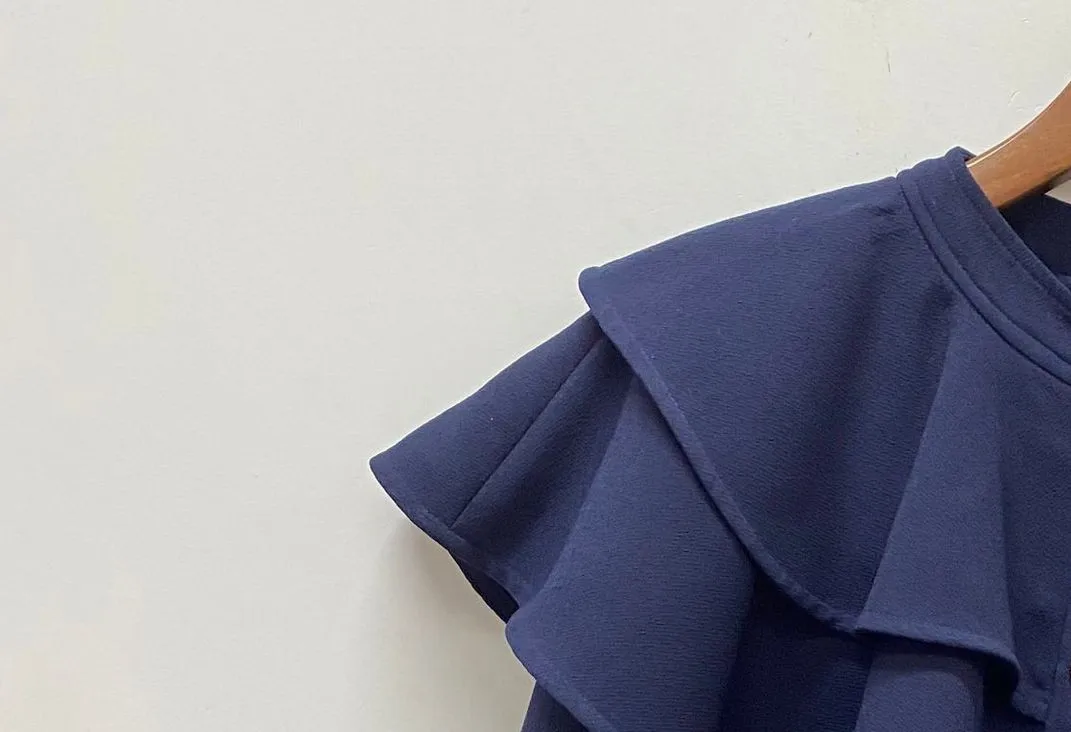 Women Dark Blue Ruffles Dress Long Sleeve Lace-up O-neck Casual Female Mini Robe with Buttons Early Autumn 2021 New
Women Dark Blue Ruffles Dress Long Sleeve Lace-up O-neck Casual Female Mini Robe with Buttons Early Autumn 2021 New