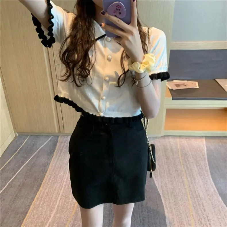 Woman TShirts Retro T-Shirt Ruffled Short Sleeves Knitted Top Summer Crop Top Mujer Camisetas
Woman TShirts Retro T-Shirt Ruffled Short Sleeves Knitted Top Summer Crop Top Mujer Camisetas