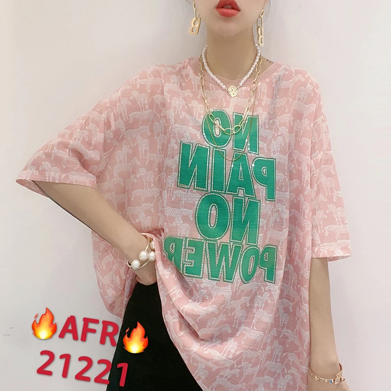 Women Pink Letter Print Diamonds Tops Tshirts Elegant Plus Size 2021 Summer Lady Fashion Casual White Teeshirts Tees Female 4XL
Women Pink Letter Print Diamonds Tops Tshirts Elegant Plus Size 2021 Summer Lady Fashion Casual White Teeshirts Tees Female 4XL