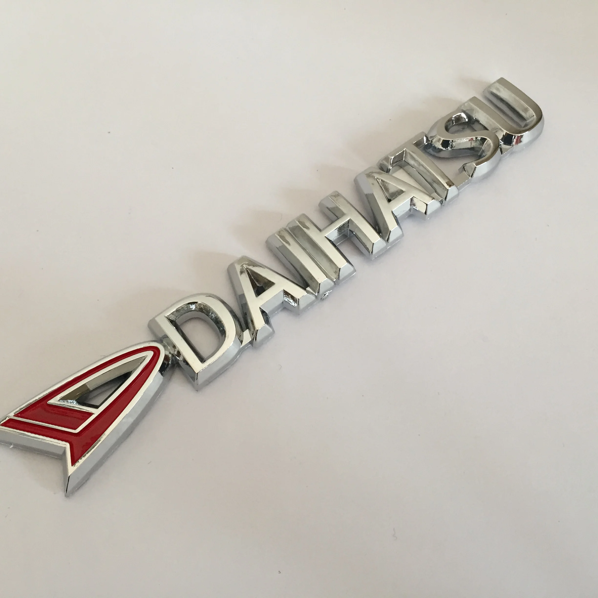 10 шт. 3D из АБС пластика для Daihatsu с автомобилями и надписями сзади наклейки на