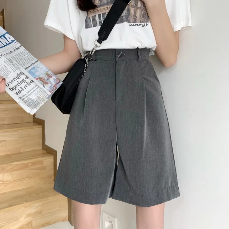 Women Shorts High Waist Knee-length Wide-leg Solid Elegant Trousers Female Draped Baggy Leisure Ulzzang Korean Style Street Wear
Women Shorts High Waist Knee-length Wide-leg Solid Elegant Trousers Female Draped Baggy Leisure Ulzzang Korean Style Street Wear