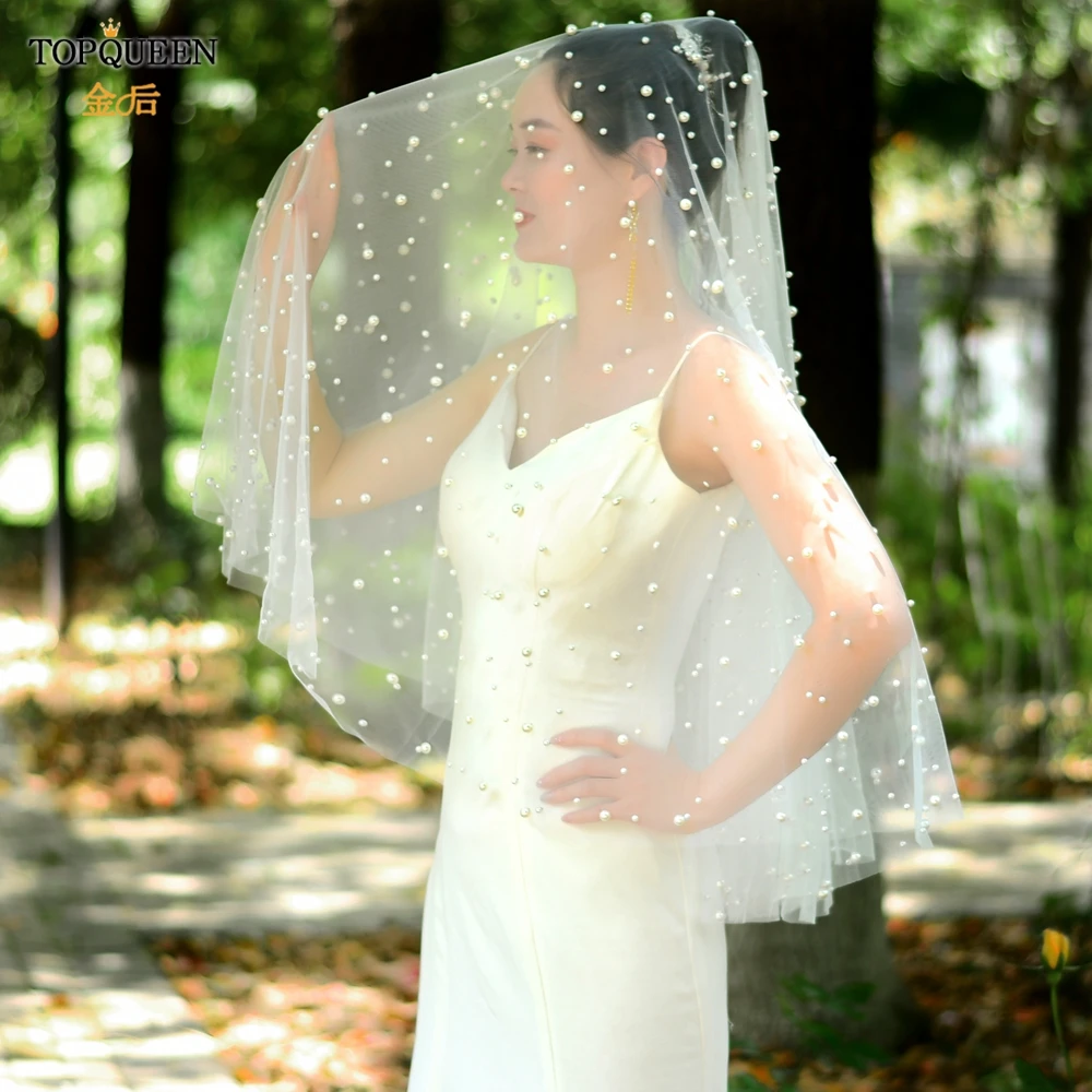 TOPQUEEN V13 Pearls Wedding Veil without Comb Bridal Veils with Blinkon Pearls Bridal Veils Accessories for Brides Veil Hat
TOPQUEEN V13 Pearls Wedding Veil without Comb Bridal Veils with Blinkon Pearls Bridal Veils Accessories for Brides Veil Hat