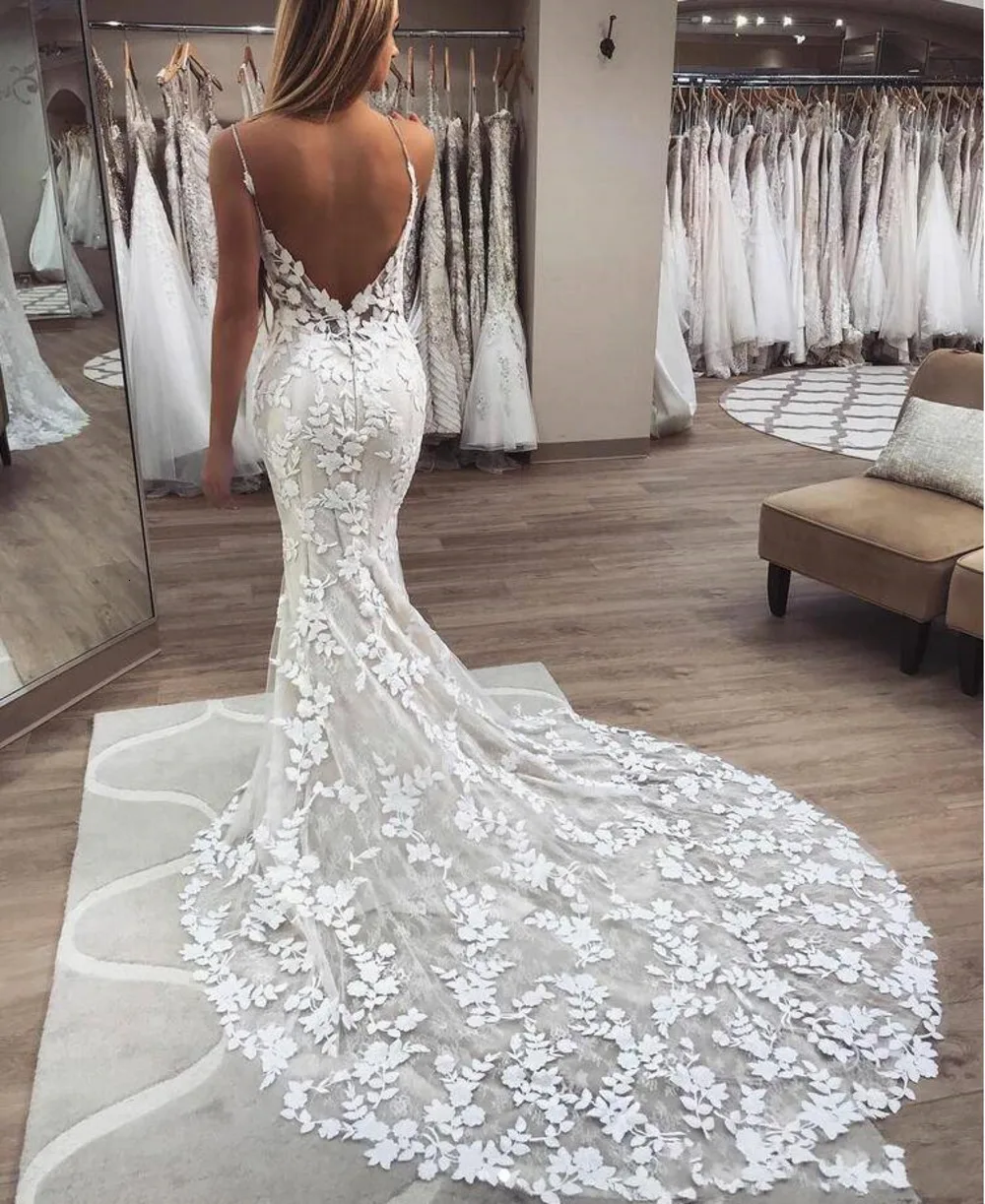 Beaded Pearls Spaghetti Strap Lace Wedding Dresses 2019 Gorgeous 3d-floral Appliques Boho Bridal Gowns Zipper Low Back
Beaded Pearls Spaghetti Strap Lace Wedding Dresses 2019 Gorgeous 3d-floral Appliques Boho Bridal Gowns Zipper Low Back