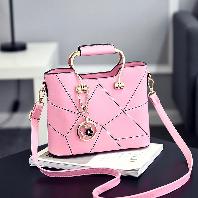 Women Shoulder Bags Female Women Messenger Top-Handle Bag Small Tassel Handbags Tote Handbag Designer Bolsas
Women Shoulder Bags Female Women Messenger Top-Handle Bag Small Tassel Handbags Tote Handbag Designer Bolsas