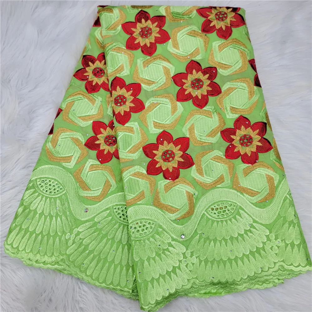 New Arrival Brocade Fabric 100% Cotton Bazin Riche 2022 Top Quality African Bazin Riche Fabric 5+2 Yards HLC387 (1)
New Arrival Brocade Fabric 100% Cotton Bazin Riche 2022 Top Quality African Bazin Riche Fabric 5+2 Yards HLC387 (1)