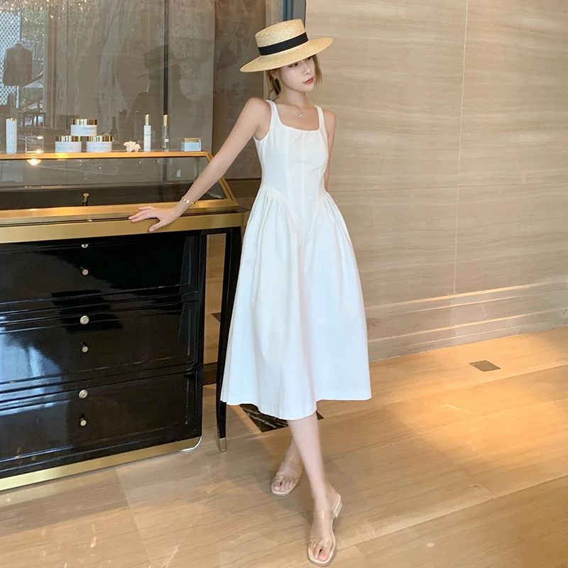 New female gentle wind French long condole belt of white temperament Hepburn wind vest skirt son summer dress
New female gentle wind French long condole belt of white temperament Hepburn wind vest skirt son summer dress