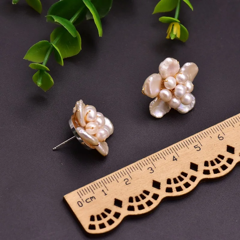 Natural Fresh Water Baroque Pearl Stud Earrings For Women Gilrs Flower Petal Shape Fine Jewellery Temperament Exquisite Fashion
Natural Fresh Water Baroque Pearl Stud Earrings For Women Gilrs Flower Petal Shape Fine Jewellery Temperament Exquisite Fashion