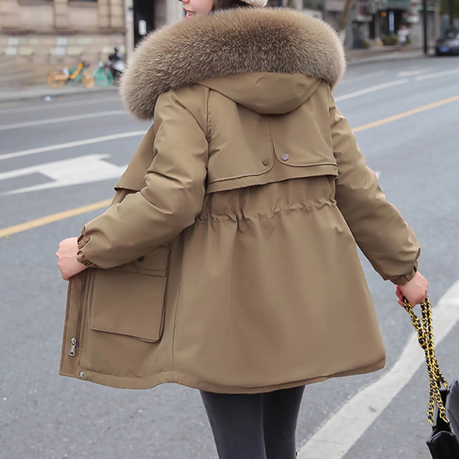 Large Plush Fur Hooded Winter Down Coat Women Outerwear Down Jacket Thick Warm Parkas Female Winter Coat For Women
Large Plush Fur Hooded Winter Down Coat Women Outerwear Down Jacket Thick Warm Parkas Female Winter Coat For Women