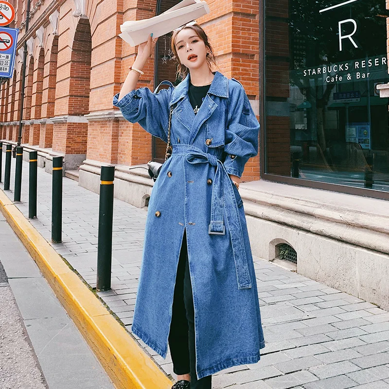 Brand New European Style Long Denim Trench Coat Women Double-Breaste with Belt Spring Autumn Outerwear Blue Duster Coat for Lady
Brand New European Style Long Denim Trench Coat Women Double-Breaste with Belt Spring Autumn Outerwear Blue Duster Coat for Lady