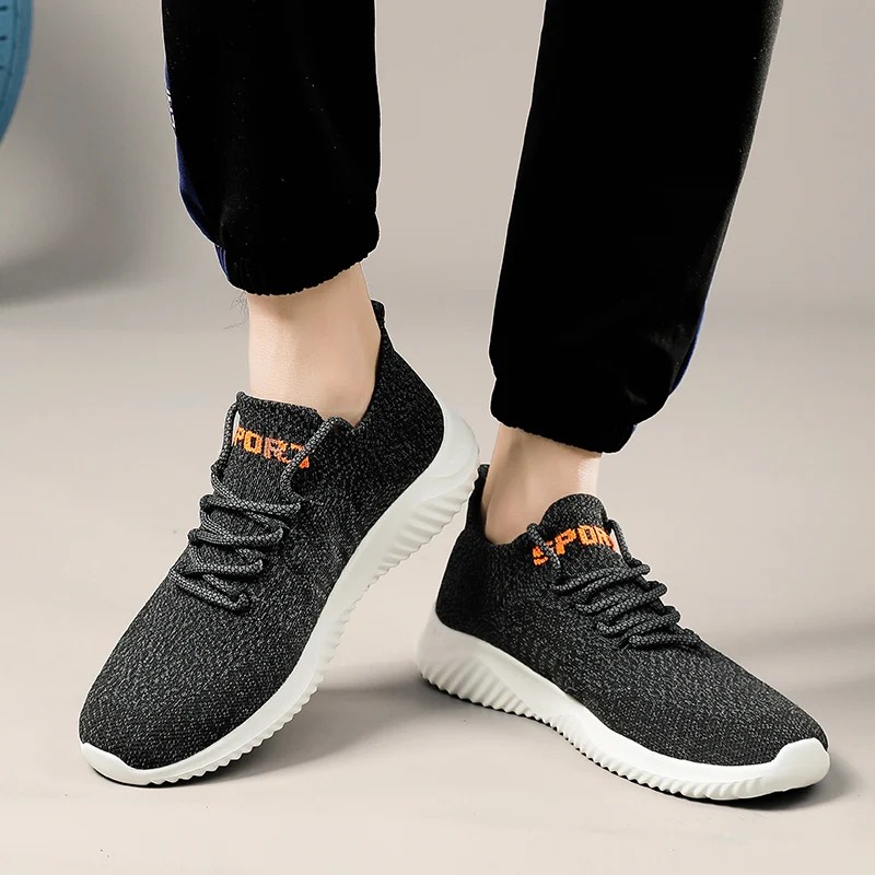 2020 Men Tennis Shoes Breathable Air Mesh Sneakers Lightweight Sport Shoes Mens Trainers High Quality Walking Jogging Footwear
2020 Men Tennis Shoes Breathable Air Mesh Sneakers Lightweight Sport Shoes Mens Trainers High Quality Walking Jogging Footwear