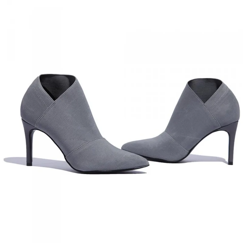 2021 New Pointed Toe Women's Short Boots Large Size High Heel Thin Heels Flock Women's Shoes Black Or Grey Available Size 34-41
2021 New Pointed Toe Women's Short Boots Large Size High Heel Thin Heels Flock Women's Shoes Black Or Grey Available Size 34-41