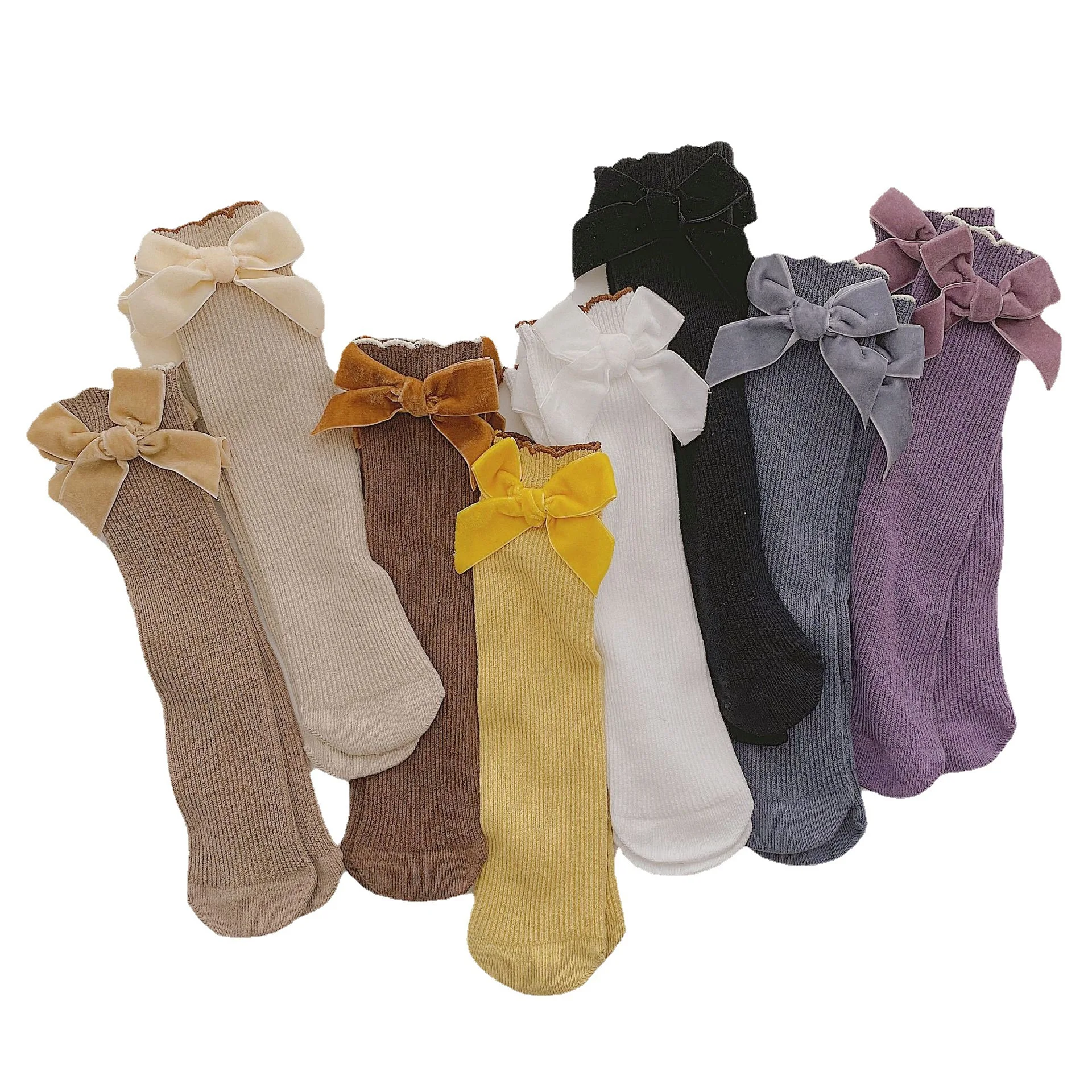 Хлопковые гольфы для девочек, бархатные гольфы до колена с бантом для детей, не скользят, детские носки принцессы, осенне-зимний стиль
Хлопковые гольфы для девочек, бархатные гольфы до колена с бантом для детей, не скользят, детские носки принцессы, осенне-зимний стиль