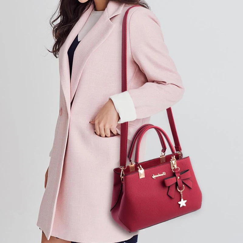 New 2021 Elegant Shoulder Bag Women Designer Luxury Handbags Women Bags Plum Bow Sweet Messenger Crossbody Bag
New 2021 Elegant Shoulder Bag Women Designer Luxury Handbags Women Bags Plum Bow Sweet Messenger Crossbody Bag