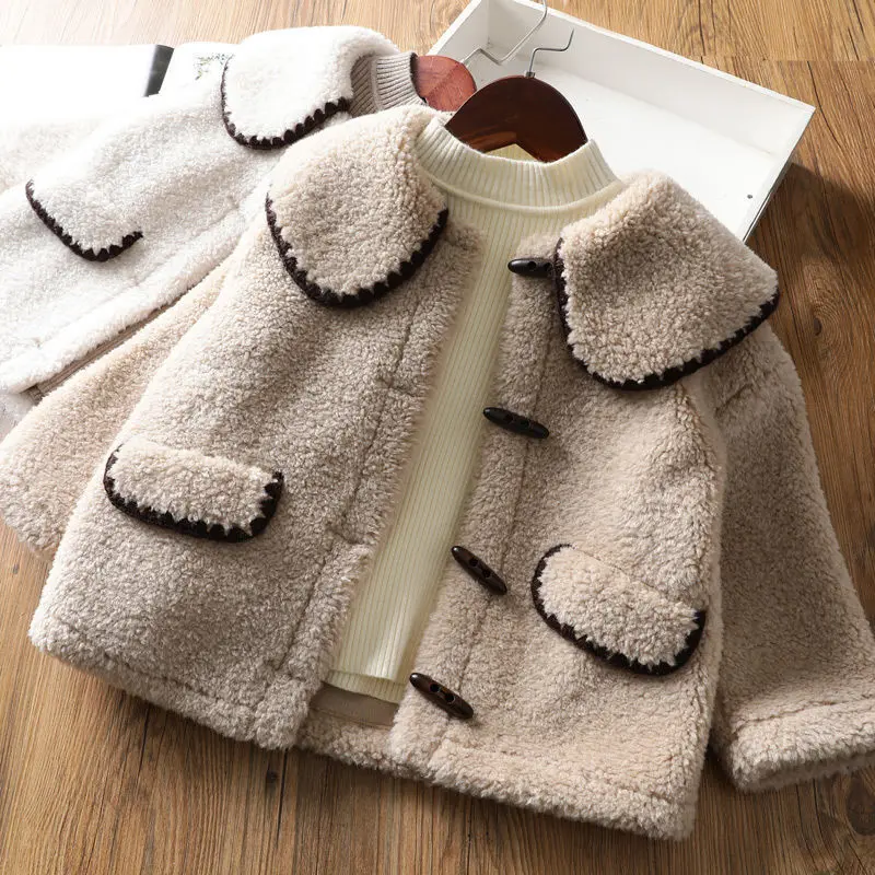 2021 Girls' Korean autumn winter lamb cashmere top children's foreign style medium long coat female baby fur coat Cotton Padded
2021 Girls' Korean autumn winter lamb cashmere top children's foreign style medium long coat female baby fur coat Cotton Padded
