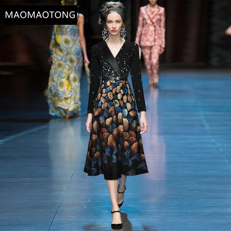 Women's Clothing Women's Clothing Fashion Designer Dress Spring Women's Dress V-neck Vintage Print Midi Dresses
Women's Clothing Women's Clothing Fashion Designer Dress Spring Women's Dress V-neck Vintage Print Midi Dresses
