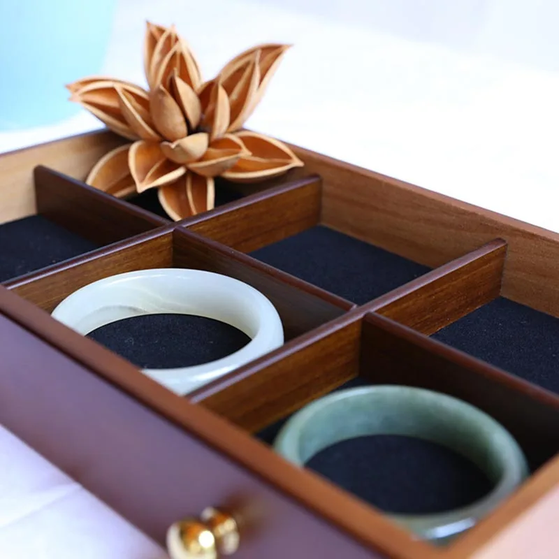 Jewelry Box Four-layer Chinese Retro Simple Necklace Ring Earring Large Capacity Jewelry Storage Box
Jewelry Box Four-layer Chinese Retro Simple Necklace Ring Earring Large Capacity Jewelry Storage Box