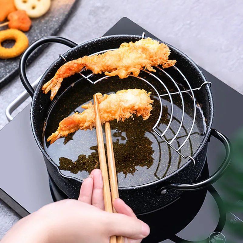 Japanese tempura deep frying pan household mini maifan stone non-stick deep frying pan Japanese small frying pan induction cooke
Japanese tempura deep frying pan household mini maifan stone non-stick deep frying pan Japanese small frying pan induction cooke