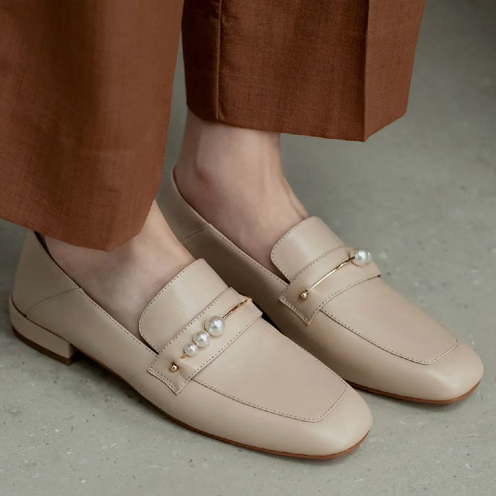 Women's natural suede leather beading buckle slip-on flats loafers leisure soft comfortable moccasins high qualiy casual shoes
Women's natural suede leather beading buckle slip-on flats loafers leisure soft comfortable moccasins high qualiy casual shoes