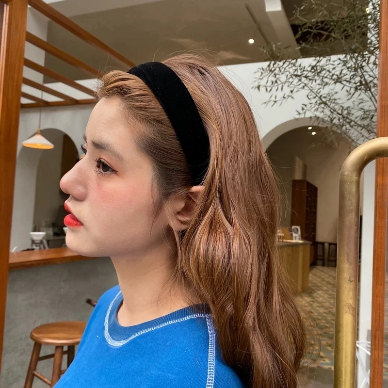 Fashion Solid Velvet Bezel Women Girls Headband Girls Vintage Knit Hair Bands Soft Hairban Decorate Headwear Hair Accessories
Fashion Solid Velvet Bezel Women Girls Headband Girls Vintage Knit Hair Bands Soft Hairban Decorate Headwear Hair Accessories