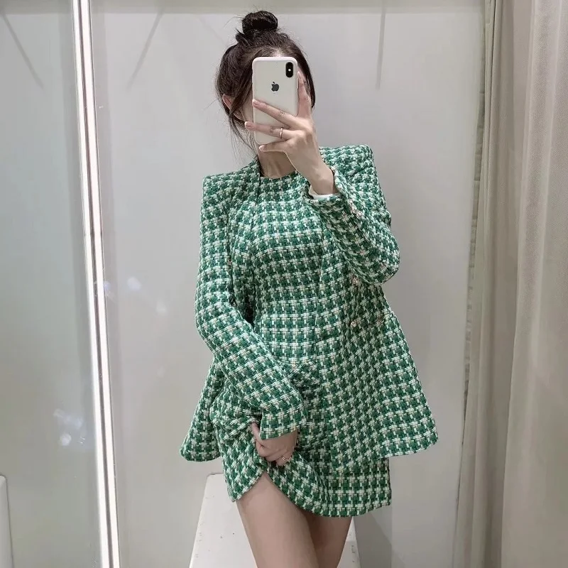 TRAF 2021 Green Plaid Blazer Women Textured Double Breasted Long Sleeve Tweed Jacket Woman Fall Office Button Oversize Jacket
TRAF 2021 Green Plaid Blazer Women Textured Double Breasted Long Sleeve Tweed Jacket Woman Fall Office Button Oversize Jacket