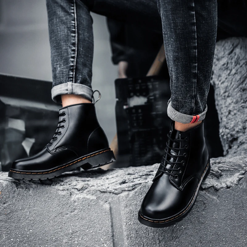 Women Martins Leather shoes High Top Fashion Winter Warm Snow shoes Dr. Motorcycle Ankle Boots Couple Unisex boots 38-46
Women Martins Leather shoes High Top Fashion Winter Warm Snow shoes Dr. Motorcycle Ankle Boots Couple Unisex boots 38-46