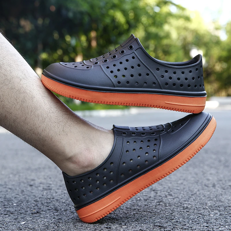 2021 Air Force No.1 crocks Men's Sandals Casual Shoes EVA Light Sandals Unisex Summer Beach Shoes Outdoor Large Size
2021 Air Force No.1 crocks Men's Sandals Casual Shoes EVA Light Sandals Unisex Summer Beach Shoes Outdoor Large Size