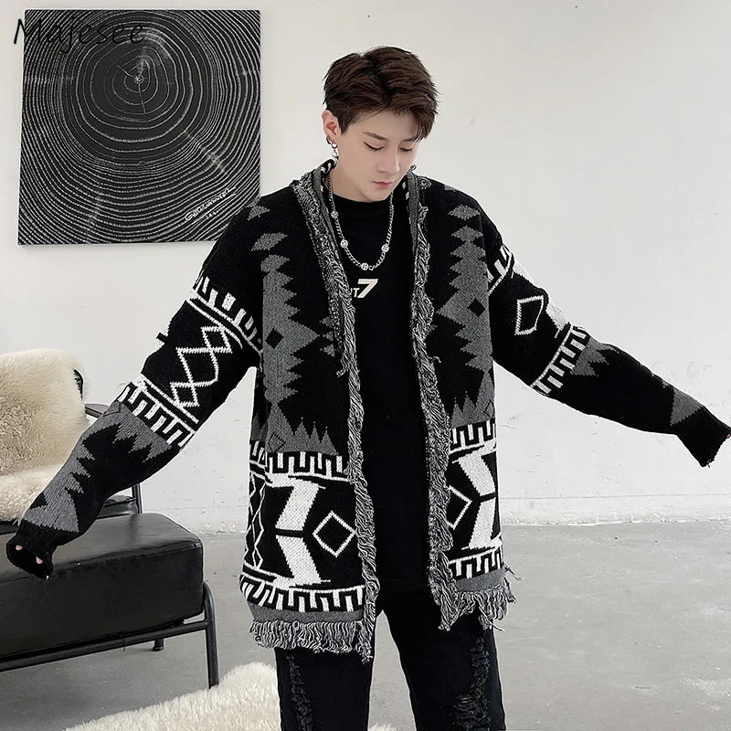 Men Vintage Cardigans Outwear Harajuku Tassel Sweater Fashion Personality High Street BF Knitwear Male Baggy Lazy Ins Streetwear
Men Vintage Cardigans Outwear Harajuku Tassel Sweater Fashion Personality High Street BF Knitwear Male Baggy Lazy Ins Streetwear