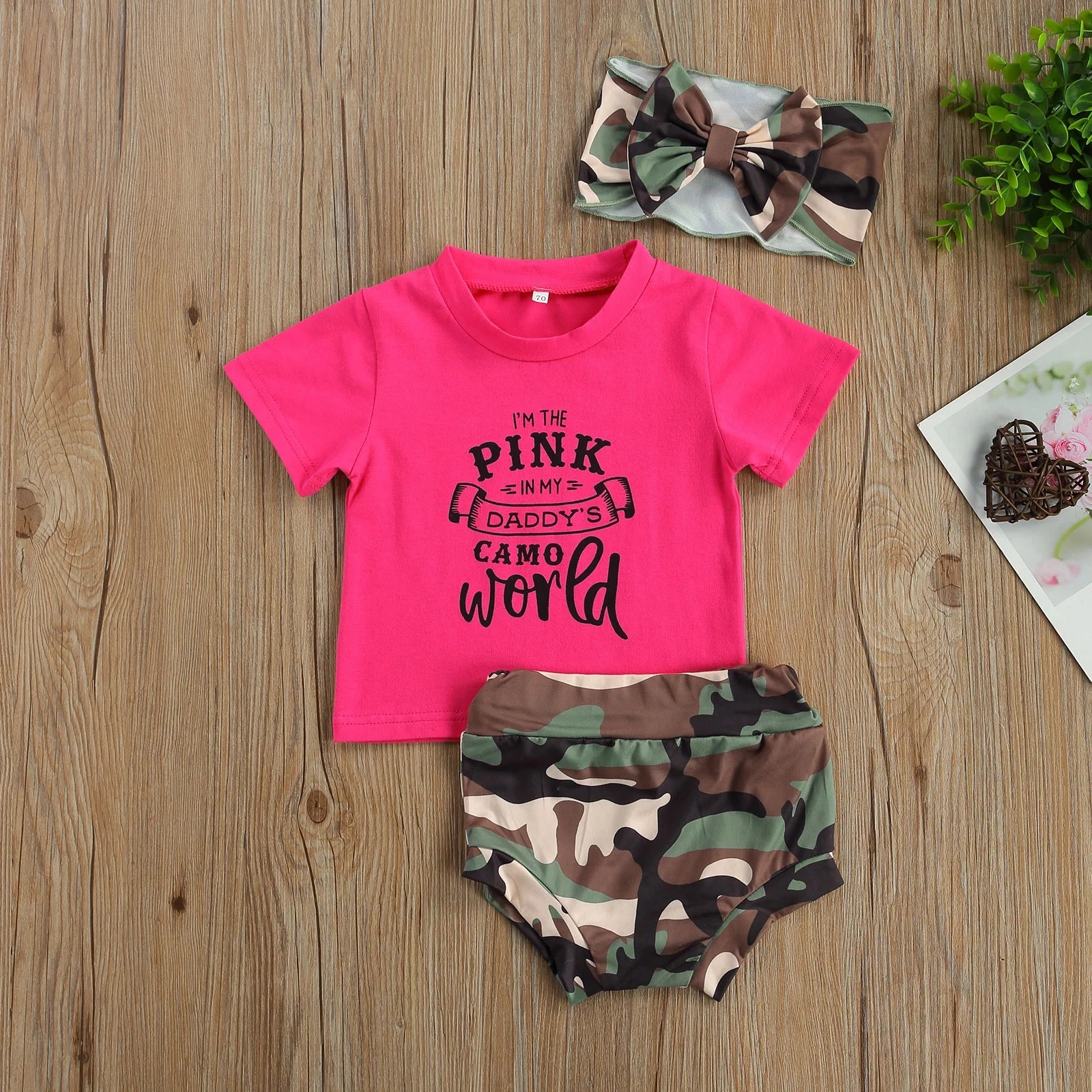 0-24M Cute Baby Girls Clothes Sets 3pcs Letter Printed Short Sleeve T Shirts Camouflage Shorts Headband 2021
0-24M Cute Baby Girls Clothes Sets 3pcs Letter Printed Short Sleeve T Shirts Camouflage Shorts Headband 2021