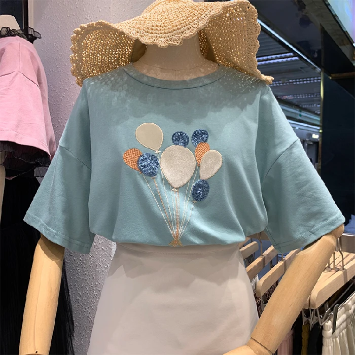 summer Graphic Tees Women harajuku Kawaii balloon embroidery T Shirt korean style oversized Sequins Tops cotton woman tshirts
summer Graphic Tees Women harajuku Kawaii balloon embroidery T Shirt korean style oversized Sequins Tops cotton woman tshirts