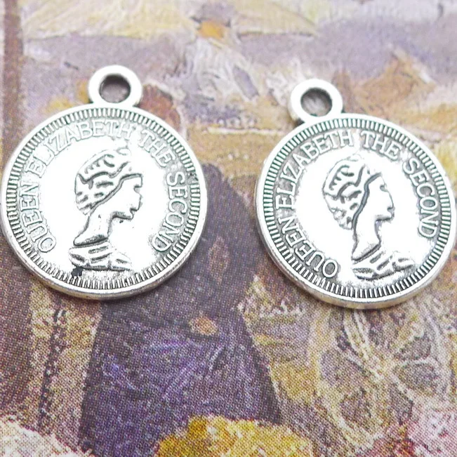 40pcs/Lot 13x16mm Antique Silver Color Queen Portrait Round Disk Charms Pendant For Jewelry Making DIY Jewelry Findings
40pcs/Lot 13x16mm Antique Silver Color Queen Portrait Round Disk Charms Pendant For Jewelry Making DIY Jewelry Findings